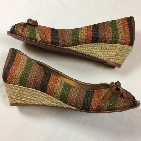 Shoes - NWOT Canvas Multicolored Wedges